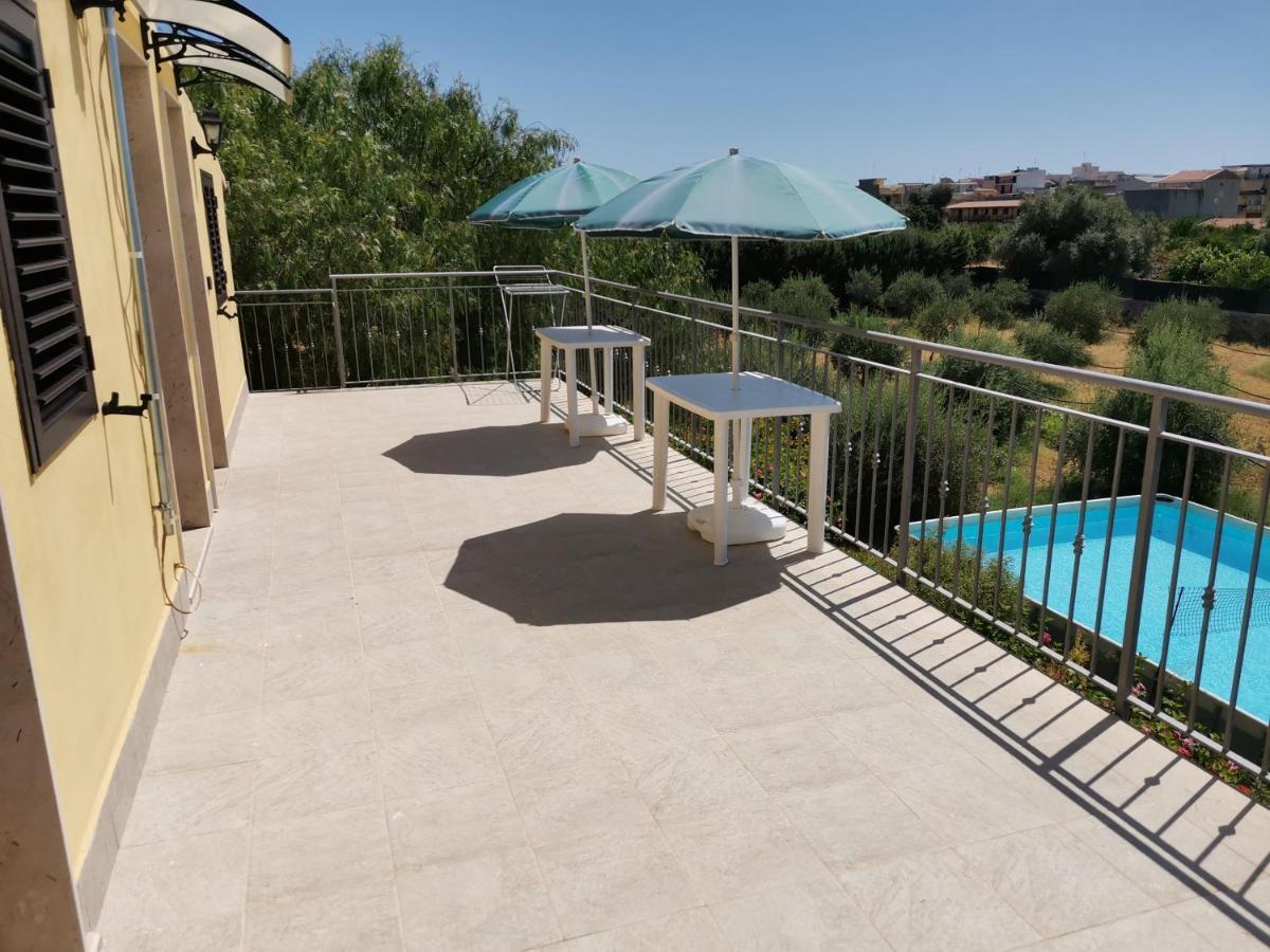 Villa Sole - Finaiti - Appartamento Per Turisti Floridia Extérieur photo