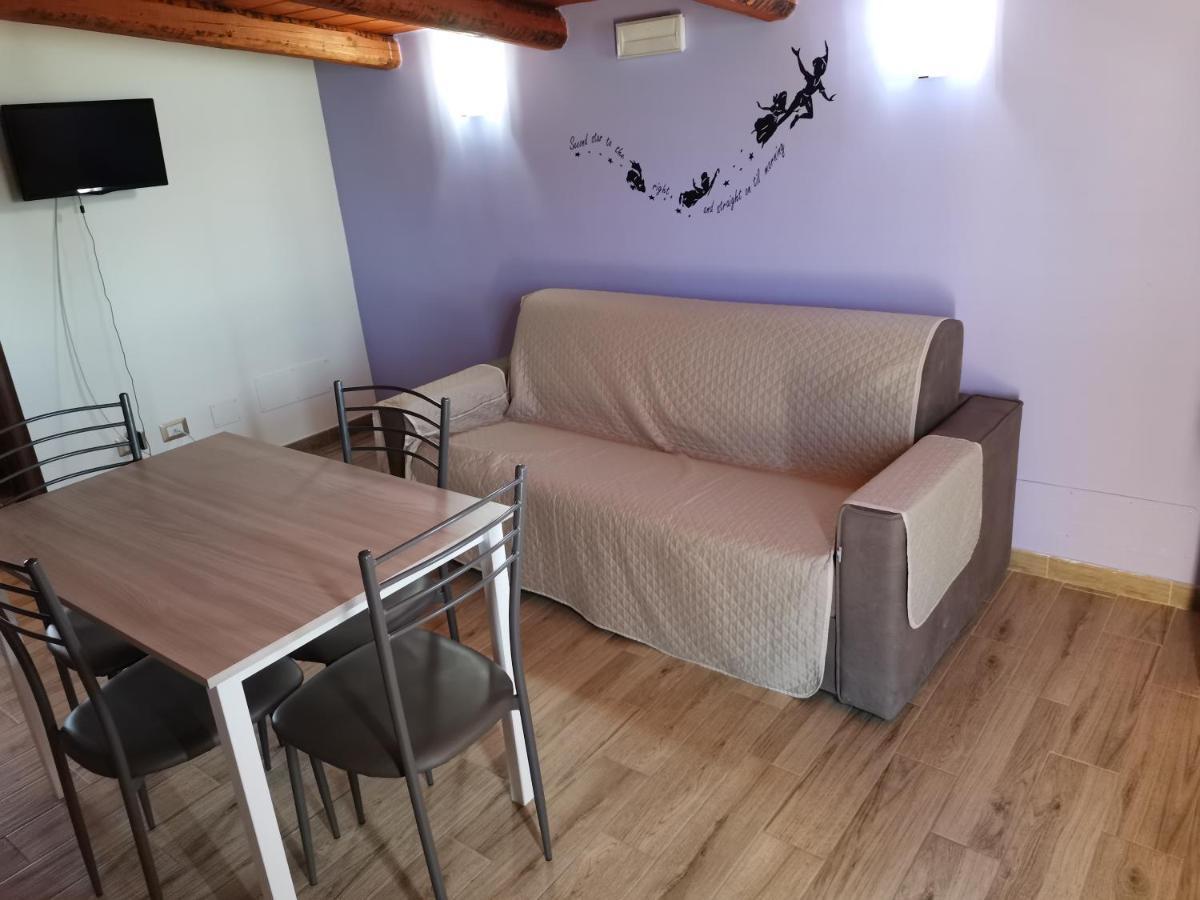 Villa Sole - Finaiti - Appartamento Per Turisti Floridia Extérieur photo