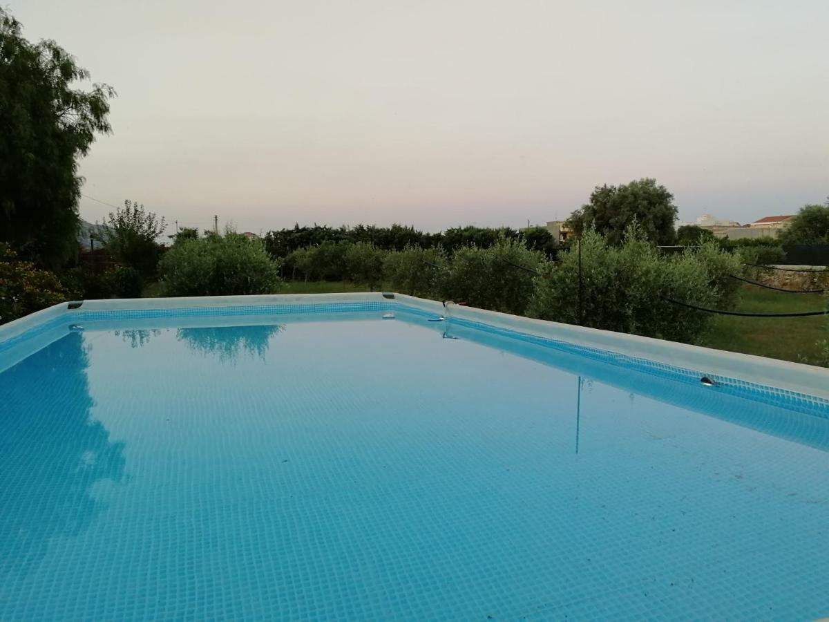 Villa Sole - Finaiti - Appartamento Per Turisti Floridia Extérieur photo